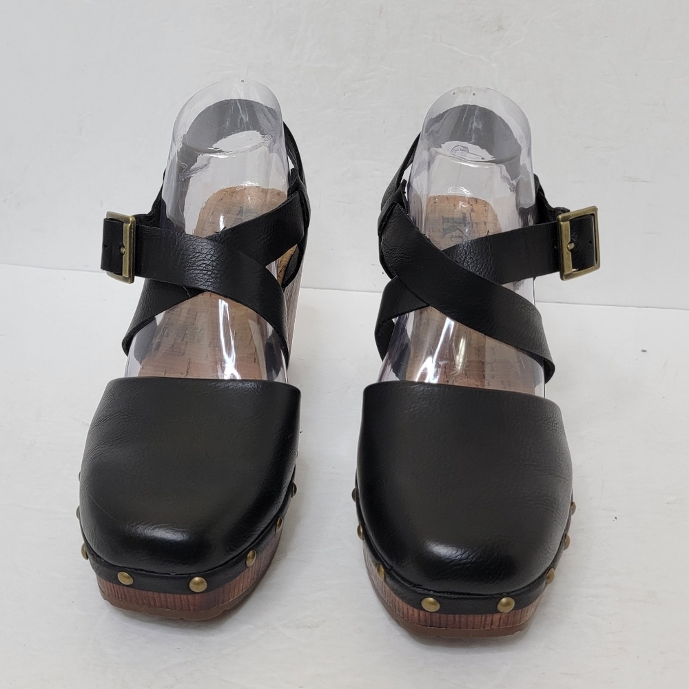 Kork-Ease Black Leather Mules with Wooden Heel - Picture 3 of 10
